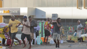 Kerusuhan dan Kehidupan Ekonomi Tersembunyi di Papua Nugini