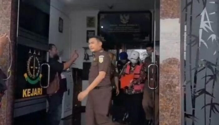 Ketua Komisi II DPRD Ngawi Ditahan Terkait Dugaan Korupsi Lahan Pabrik