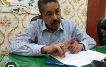 Ketua-Komisi-IV-DPRD-Kabupaten-Trenggalek-Sukarodin