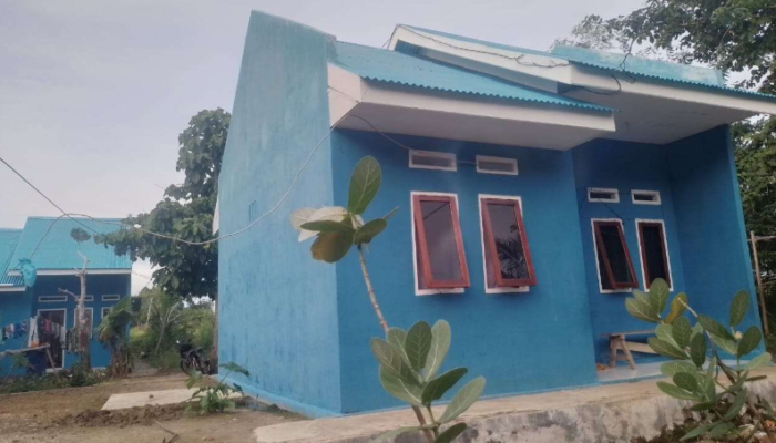 Kisah Haru di Dobo: Dari Gubuk Reyot ke Rumah Idaman