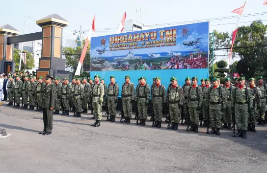 Kodim 0808 Blitar Gelar Upacara HUT Ke 81 TNI