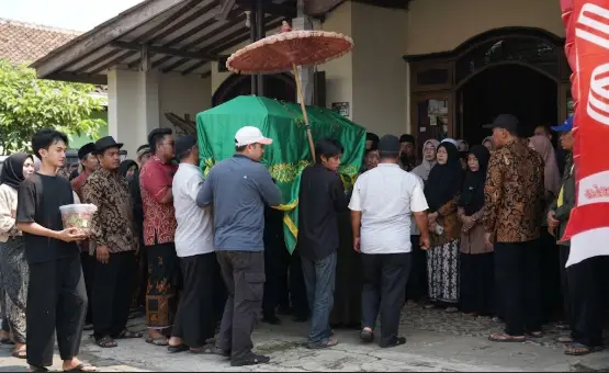 Korban Luka Bakar Insiden SPPG Mojokerto Meninggal Dunia Usai Jalani Perawatan Intensif 1 Korban Luka Bakar Insiden SPPG Mojokerto Meninggal Dunia Usai Jalani Perawatan Intensif