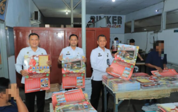 Karya Warga Binaan Lapas Blitar Produksi Ribuan Yearbook Sekolah dan Kalender Tahun 2026