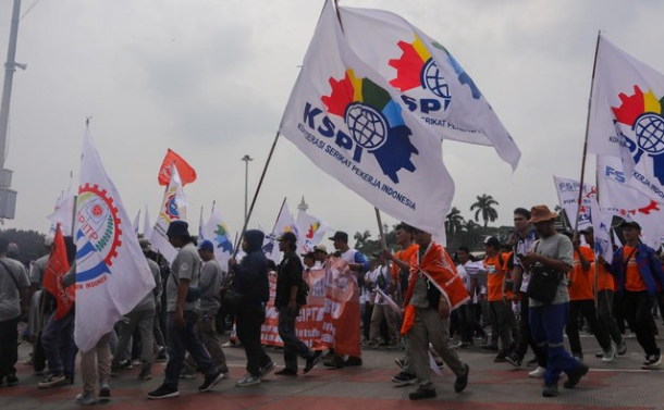 Krisis Tenaga Kerja, Industri Tekstil Indonesia Terancam Gulung Tikar!