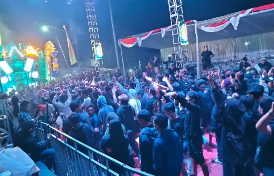 Langit Sawentar Blitar Gemelegar, Exotic Karnival 2026 Bikin Ribuan Warga Tumpah ke Jalan