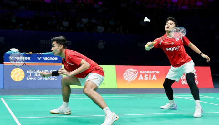 Leo/Bagas Ukir Kemenangan Gemilang dan Amankan Tempat di Semifinal BAC 2025