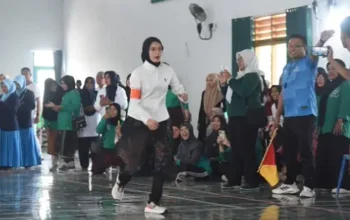 Lestarikan Olahraga Tradisional Aksi Seru Mbak Wali Main Gobak Sodor Sarungan Meriahkan Hari Santri 2026