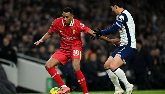 Liverpool Keok di Kandang Spurs: Gol Telat Bergvall Buat Keunggulan Tipis di Semifinal Carabao