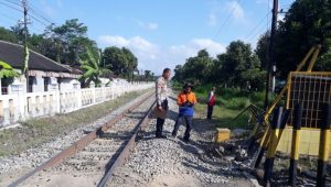 Kecelakaan di Palang PIntu KA di Jatim Meningkat Tajam, Gubernur Jatim Bahas Ini