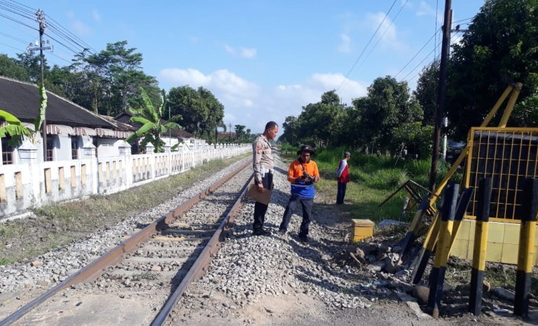 Kecelakaan di Palang PIntu KA di Jatim Meningkat Tajam, Gubernur Jatim Bahas Ini