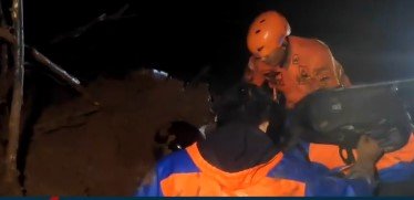 Longsor Dahsyat Terjang Jalur Majalengka