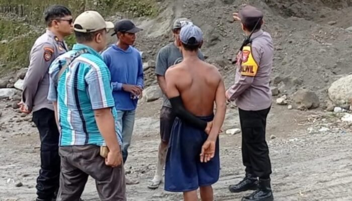 Tragis! Longsor Sungai Ngobo Kediri Timpa Pekerja Tambang Pasir Saat Santap Siang!