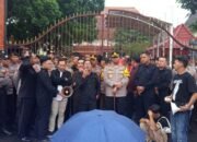 Mahasiswa Gruduk Kantor DPRD Kabupaten, Minta Inpres Efisiensi Anggaran Dibatalkan