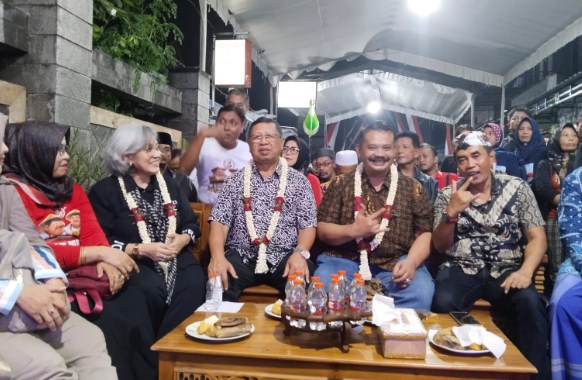 Maryoto Bhirowo dan Didik GY Sapa Warga Kepatihan dan Banaran Tulungagung