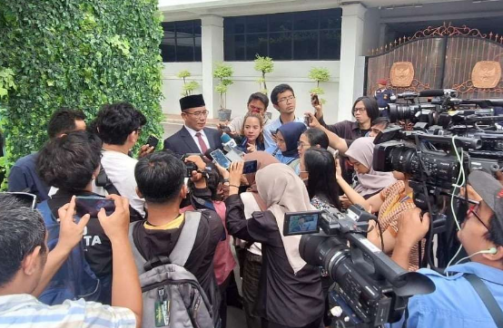 Masa Kampanye Dilarang, Tapi Lihat Apa yang Dilakukan Partai