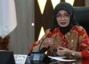 Mbak Vinanda Gebrak Dunia Pendidikan Kediri: Wisuda PAUD-SMP Dilarang Demi Kesejahteraan Orang Tua