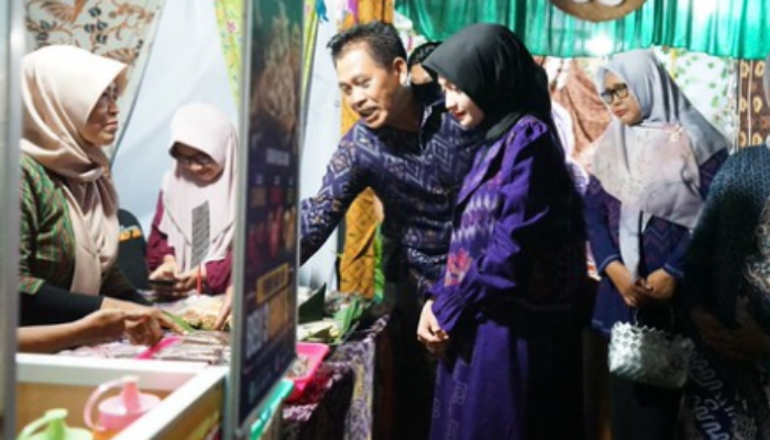 Mbak Wali Ajak Warga Rawat Tradisi Lewat Pergelaran Festival Kuliner Budaya Kediri yang Meriah