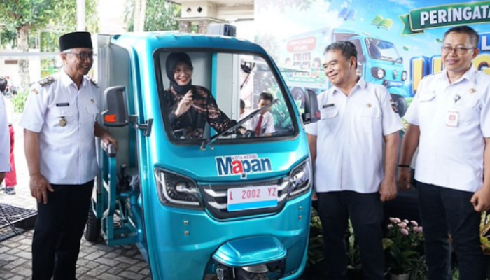 Mbak Wali Luncurkan Inovasi Perpustakaan Keliling Ramah Lingkungan Berbasis Motor Listrik