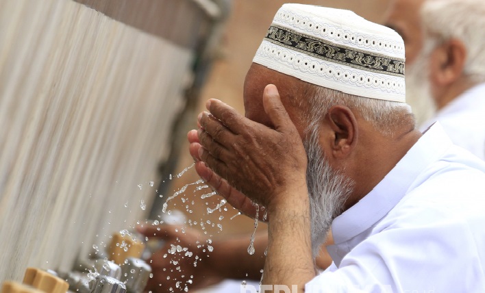 Membaca Bismillah Sebelum Wudhu, Sunnah atau Wajib