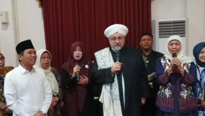 Mendoakan Keselamatan Bangsa Indonesia dan Jawa Timur: Doa Cendekiawan Islam Asal Irak