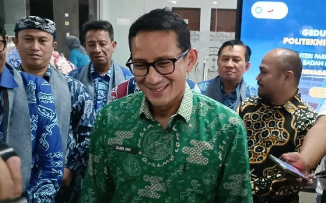 Menggemparkan! Sandiaga Uno Tolak Larangan TikTok Shop, Simak Alasannya!