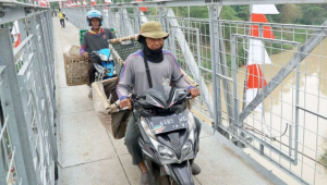 Menteri Basuki Resmikan Jembatan Gantung Baleraja: Solusi Terwujud dari Aspirasi Anggota Komisi V DPR RI