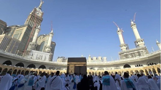Musim Haji 2025 Membuka Kembali Pertanyaan Seputar Makna Haji Akbar