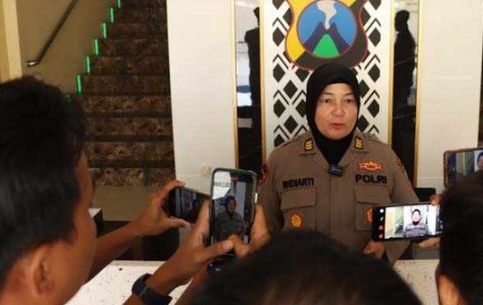 Nelayan Masalembu Temukan Drum Misterius Berisi Puluhan Kilogram Serbuk Putih di Laut