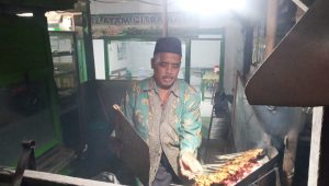 Nikmatnya Kuliner Ayam Sate M Yahya Bendorejo, Trenggalek