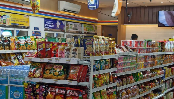 PHK Massal Bikin Dompet Warga Kering, Daya Beli Jeblok Jelang Lebaran