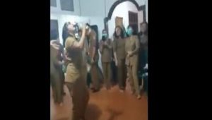 PNS di Dinas Kesehatan Humbahas Joget Sambil Minum Miras, Viral