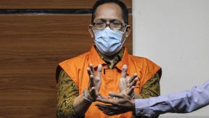 Panitera PN Surabaya diperiksa KPK dalam penyidikan kasus Hakim Itong