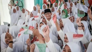 Para Santri Diajak Sandiaga Uno Tingkatkan Sektor Pariwisata