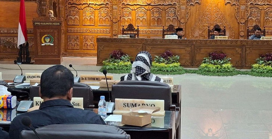 Paripurna DPRD Kabupaten Kediri Tetapkan Pasangan Bupati dan Wabup Kediri Terpilih