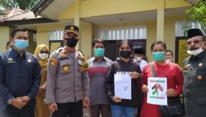 Hina Palestina, Siswa Kelas II SMA Bengkulu, Dikeluarkan