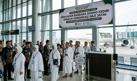 Simulasi Haji Bandara Dhoho Kediri Digelar Dua Kali 1 Pelaksanaan persiapan Simulasi Haji Bandara Dhoho Kediri oleh Pemkab Kediri.