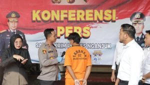Pelaku Penusukan Warga Sugihwaras Prambon, Diamankan Satreskrim Polres Nganjuk