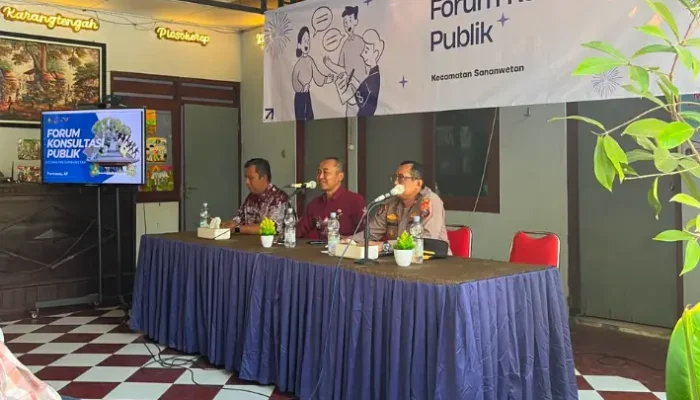 Pelayanan Publik di Sananwetan Dibedah, Dari Kepastian Waktu hingga Sentuhan Humanis
