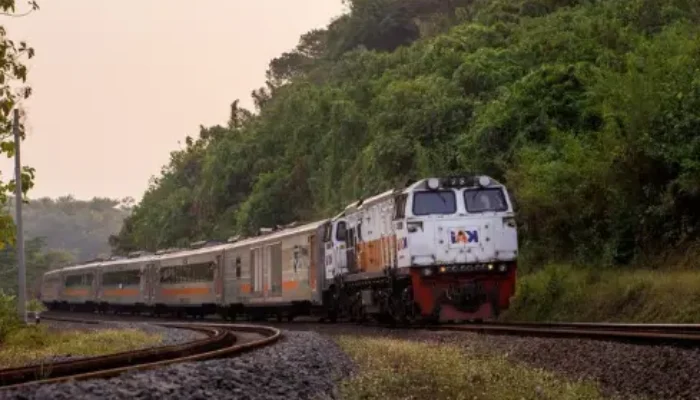 Sabotase Batu Rel Kereta Tulungagung: Pelaku Kena Pidana