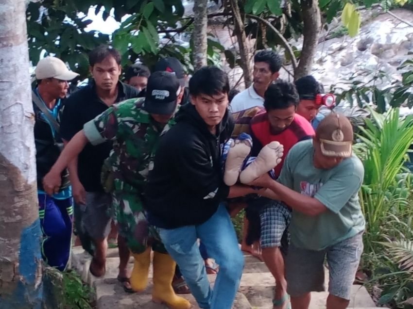 Pencari Ikan Tewas Tenggelam Terseret Pusaran Air Terjun Desa Tanjung