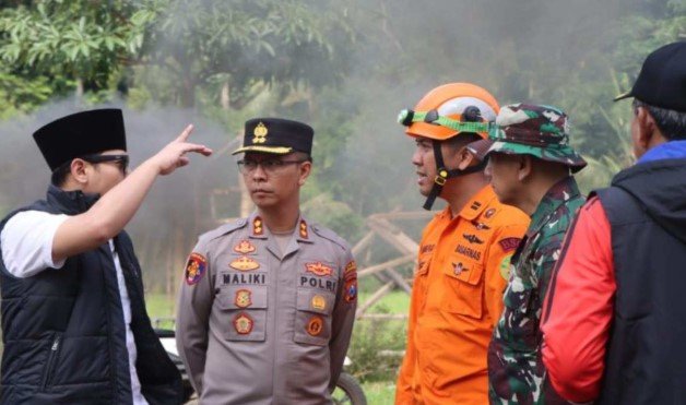 Pencarian Korban Longsor Trenggalek Intensif, Anjing Pelacak Dikerahkan, Tim Gabungan Bergerak Serentak