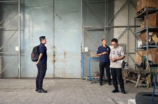 Penggeledahan Gudang Sentoso Seal Membuahkan Hasil, Ijazah Eks Karyawan dan Bukti Lain Diamankan Polisi