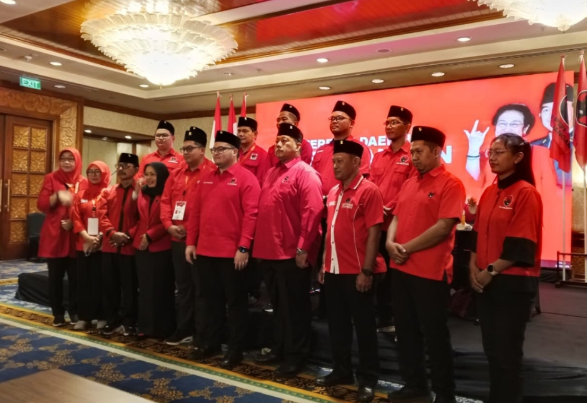 Pengurus DPC PDIP Kabupaten Kediri dipimpin Mas Dhito Himawan Pramana