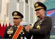 Pergantian kapolri polisi saat dipimpin Listyo Sigit Prabowo di Istana Negara Jakarta.