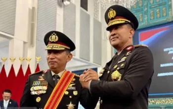 Pergantian kapolri polisi saat dipimpin Listyo Sigit Prabowo di Istana Negara Jakarta.