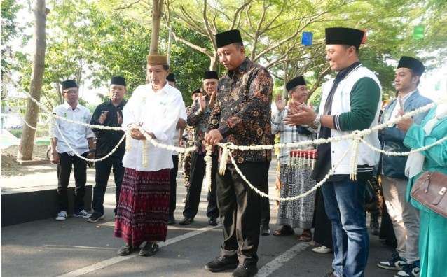 Peringati Hari Santri, Kolaborasi Pemkab Kediri dan PCNU Gelar Bazar UMKM