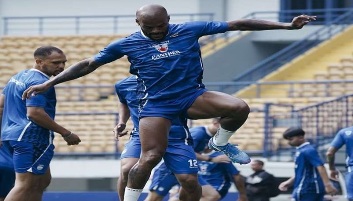 Persib vs Dewa United: Duel Dua Tim Tangguh, Siapakah yang Akan Berjaya di GBLA