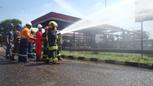 Pertamina Patra Niaga Regional Jawa Bagian Barat Gelar Latihan Darurat di Integrated Terminal Jakarta