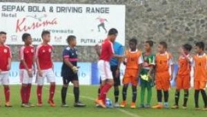 Delegasi Indonesia untuk Final Dunia Danone Nations Cup 2016 Bergembira dapat Berlatih Melalui Pertandingan Persahabatan dengan Banteng Muda Malang