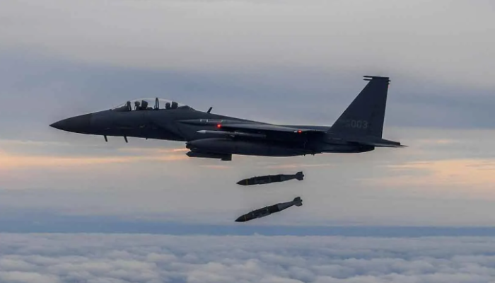 Pilot Ceroboh, Jet Tempur Korsel Salah Sasaran, Bom Hancurkan Desa